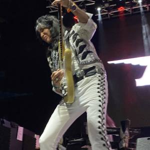 e30b7022-09eb-45dc-b5f6-bbf7e8f66ea5