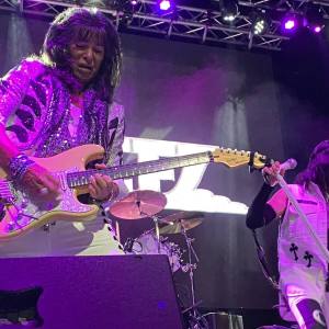 e3d075c2-a0b3-4da9-b9cf-7ece57f27278