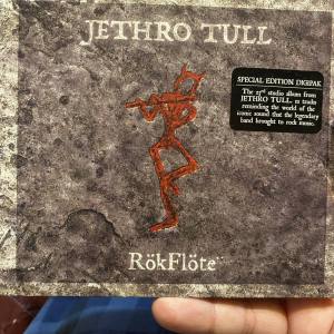 73d7974f-a9a7-42fd-8df9-16c958bca809