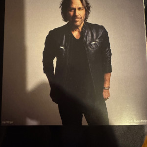 327c0d21-61ed-4dd1-a3c3-d504b2713ea6