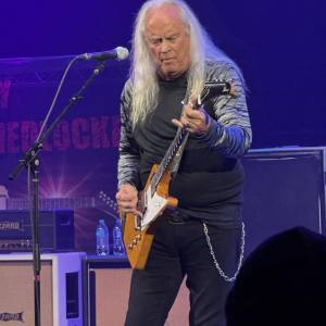 caff9c62-0a07-46b2-9b34-114116547897